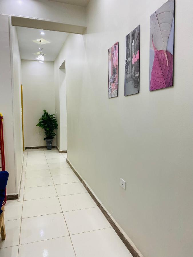 Studio Cairo
